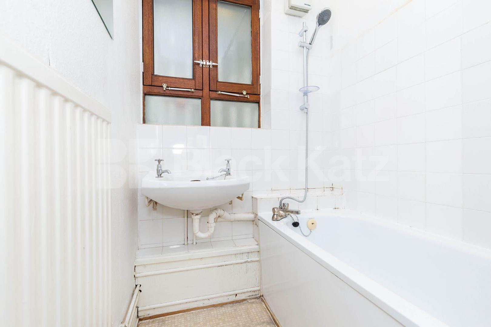 2 flat located in 1 minute to kings cross station  Birkenhead Street, Kings Cross